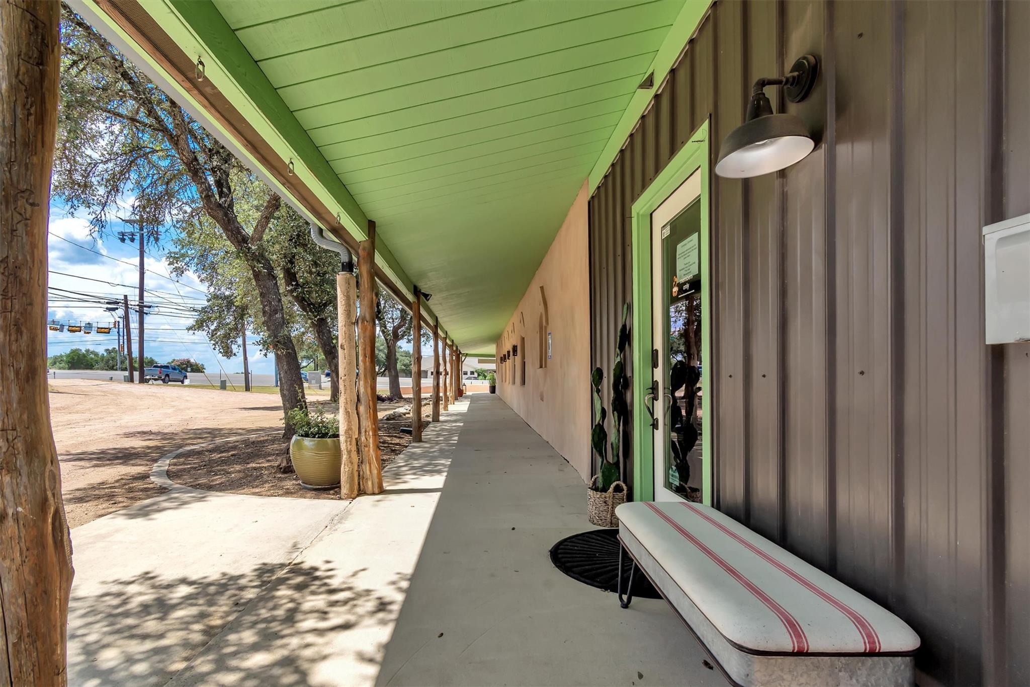 4002 E Highway 290 Highway