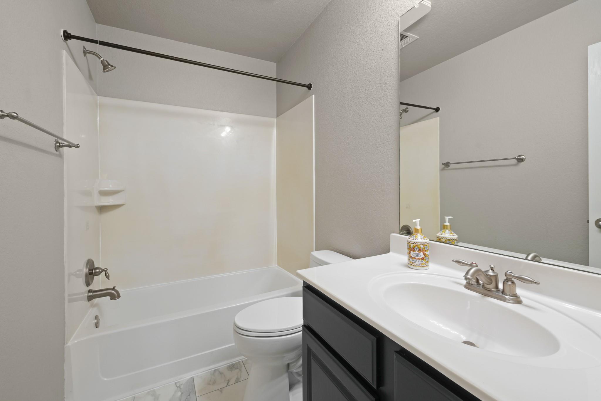 Georgetown, Texas 78628, United States, 4 Bedrooms Bedrooms, ,3 BathroomsBathrooms,Residential,Active,166561