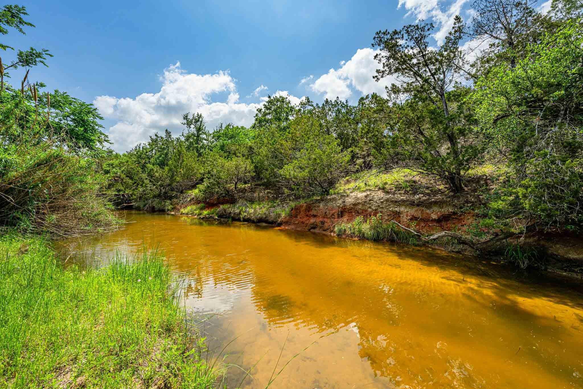 5248 Lower Crabapple RD