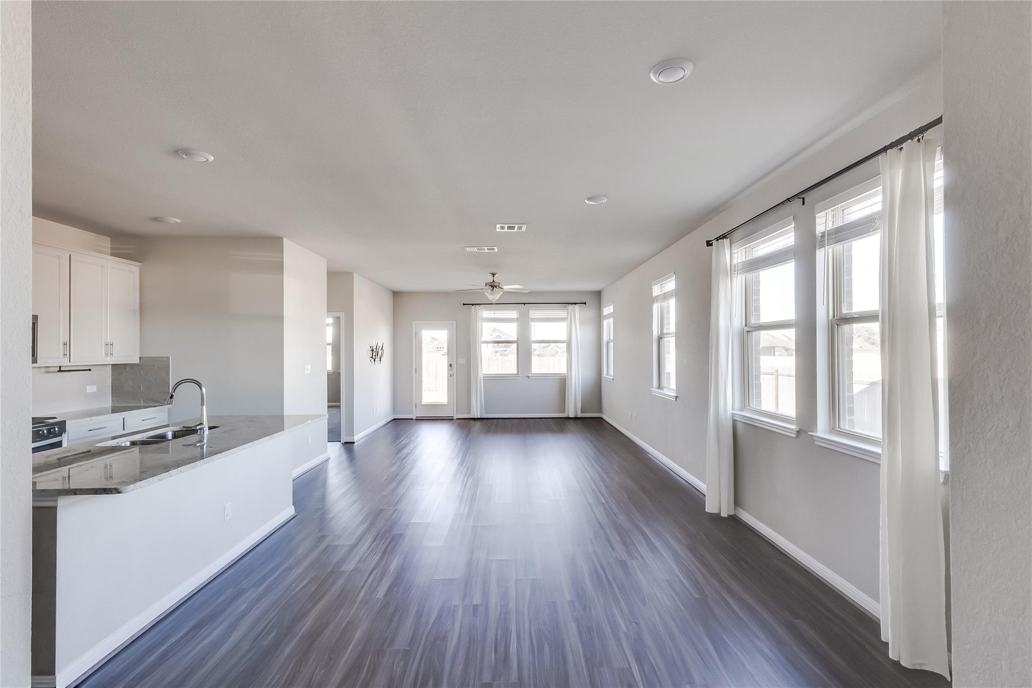 204 Mountain Valley ST