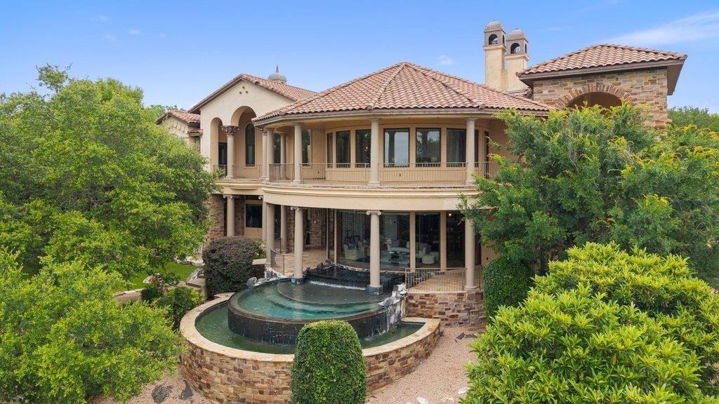 312 Camino Arbolago