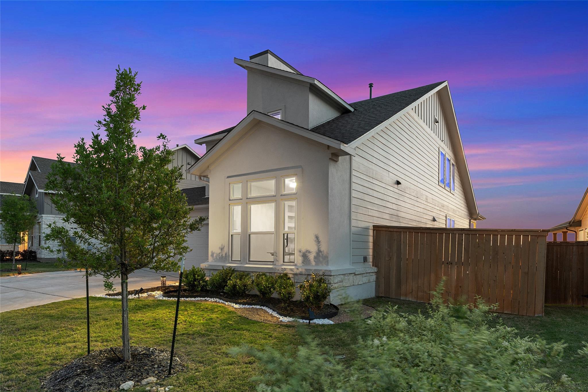 1149 N Sage Thrasher CIR