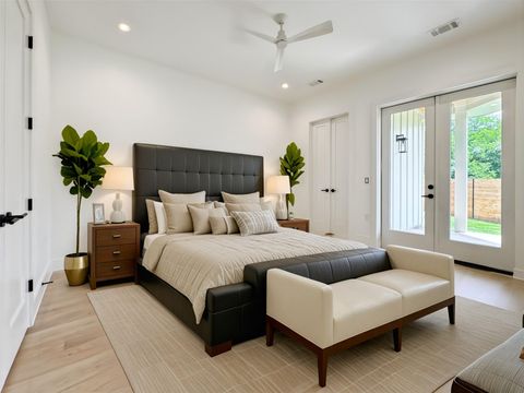 Tiny photo for 3614 Abbate CIR #B, Austin, TX 78721 (MLS # 5382705)