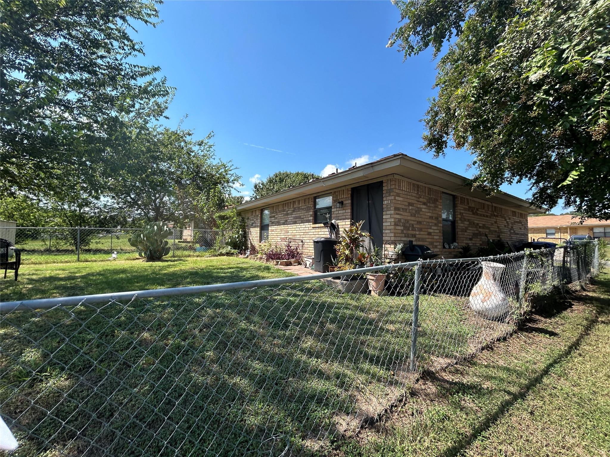 308 Horseshoe DR A & B