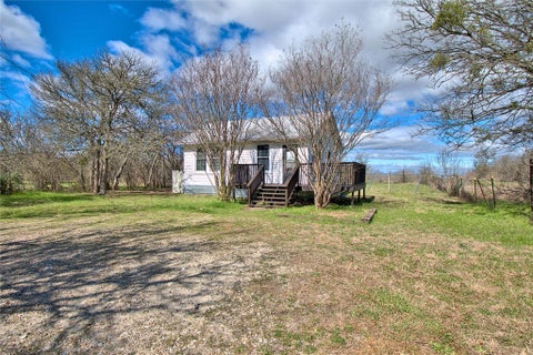 Photo of 8402 Elroy RD, Del Valle, TX 78617 (MLS # 7619064)