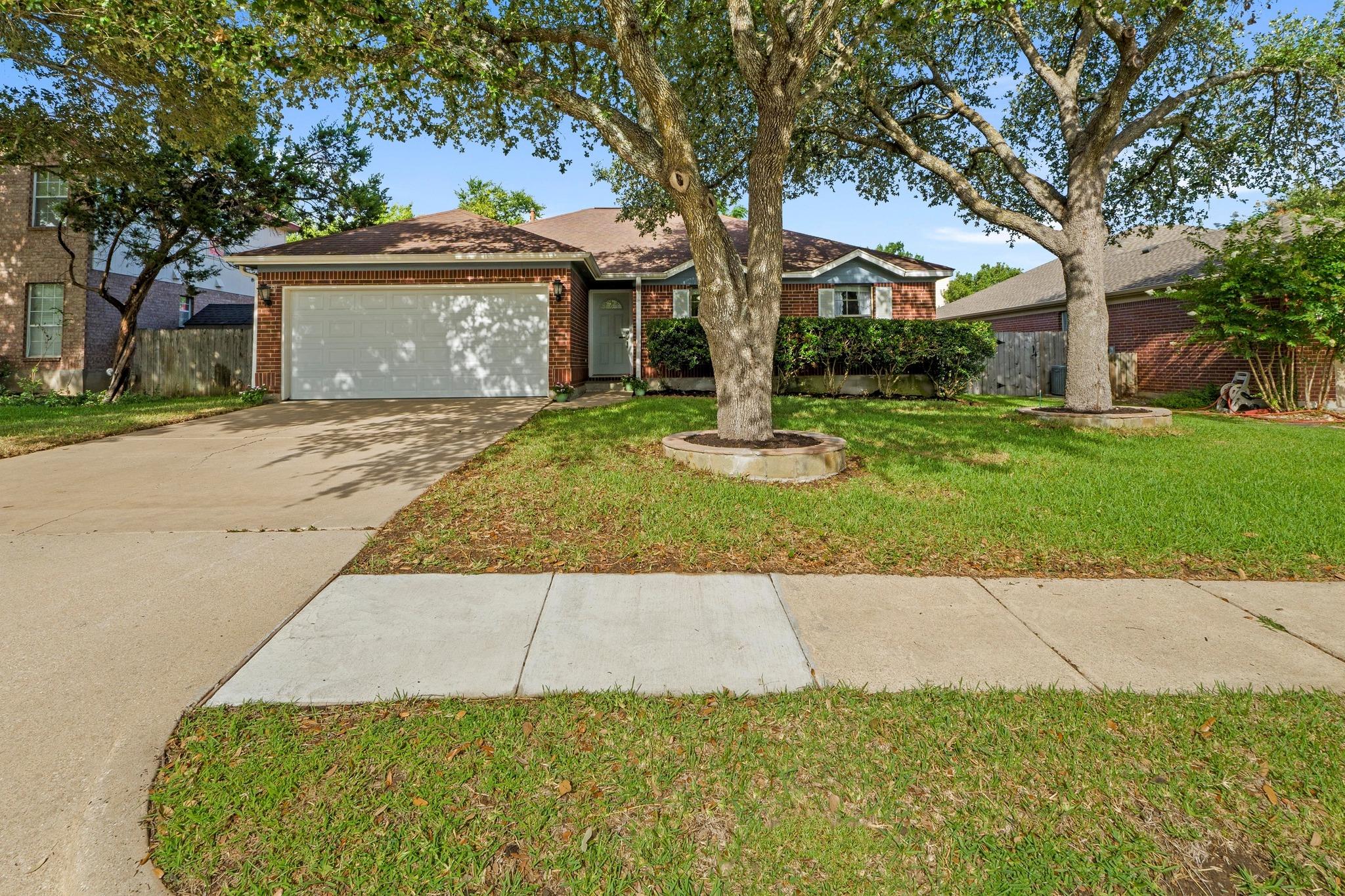 1709 Woodland DR