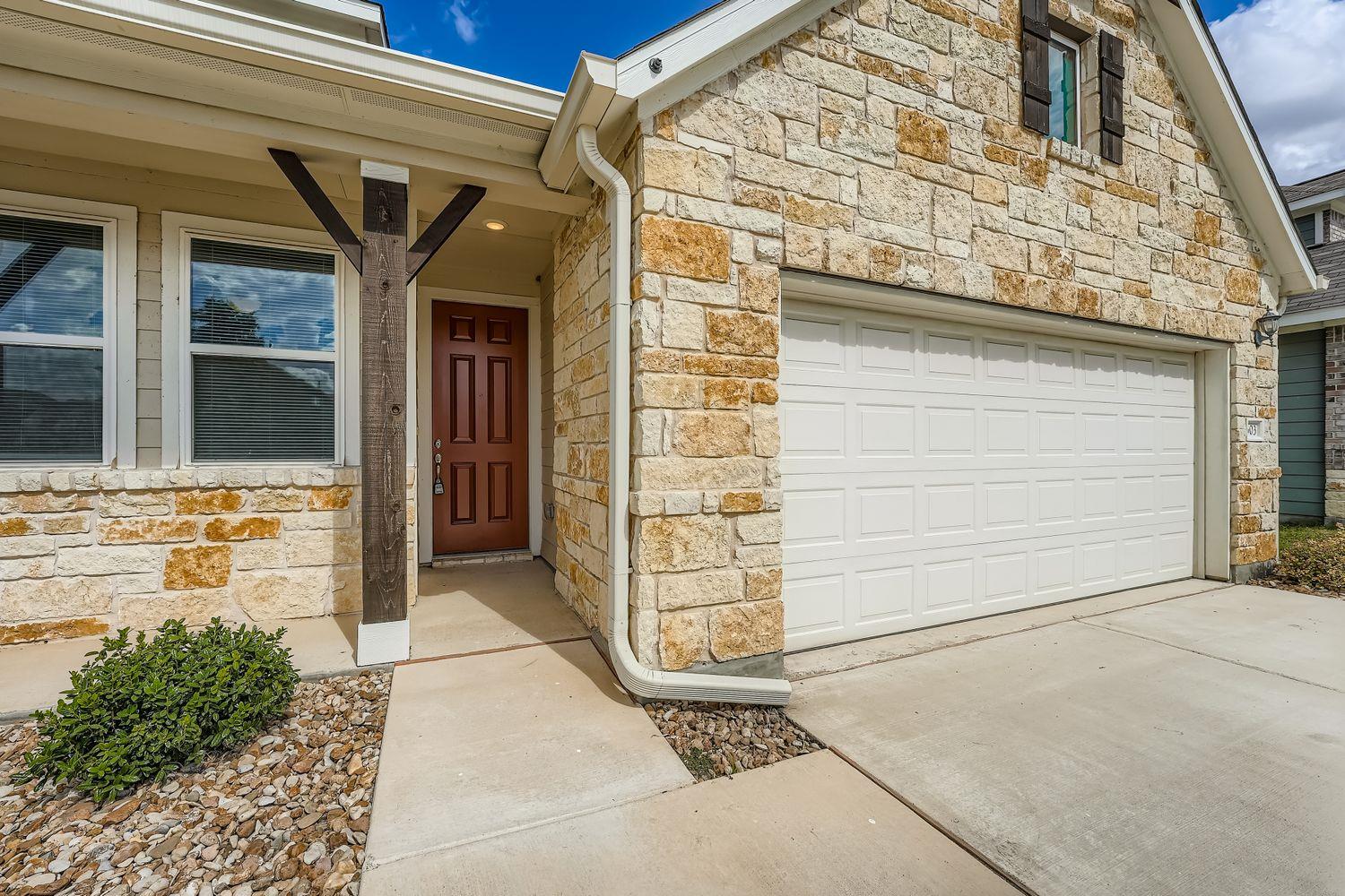 303 Blackbear DR
