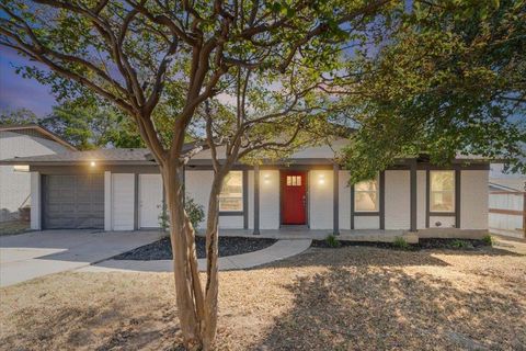 Photo of 9707 Dallum DR, Austin, TX 78753 (MLS # 2543014)