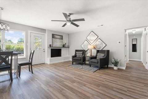Tiny photo for 9707 Dallum DR, Austin, TX 78753 (MLS # 2543014)