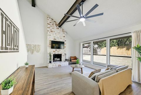 Photo of 7107 Teaberry DR, Austin, TX 78745 (MLS # 7694340)