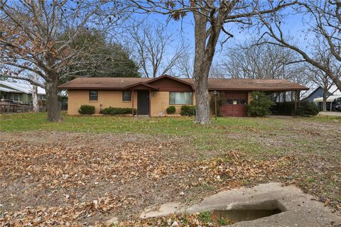 Photo of 4002 W State Highway 71 Highway, La Grange, TX 78945 (MLS # 2750627)