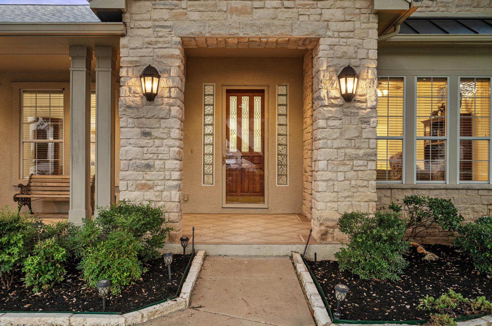103 Black Walnut CIR