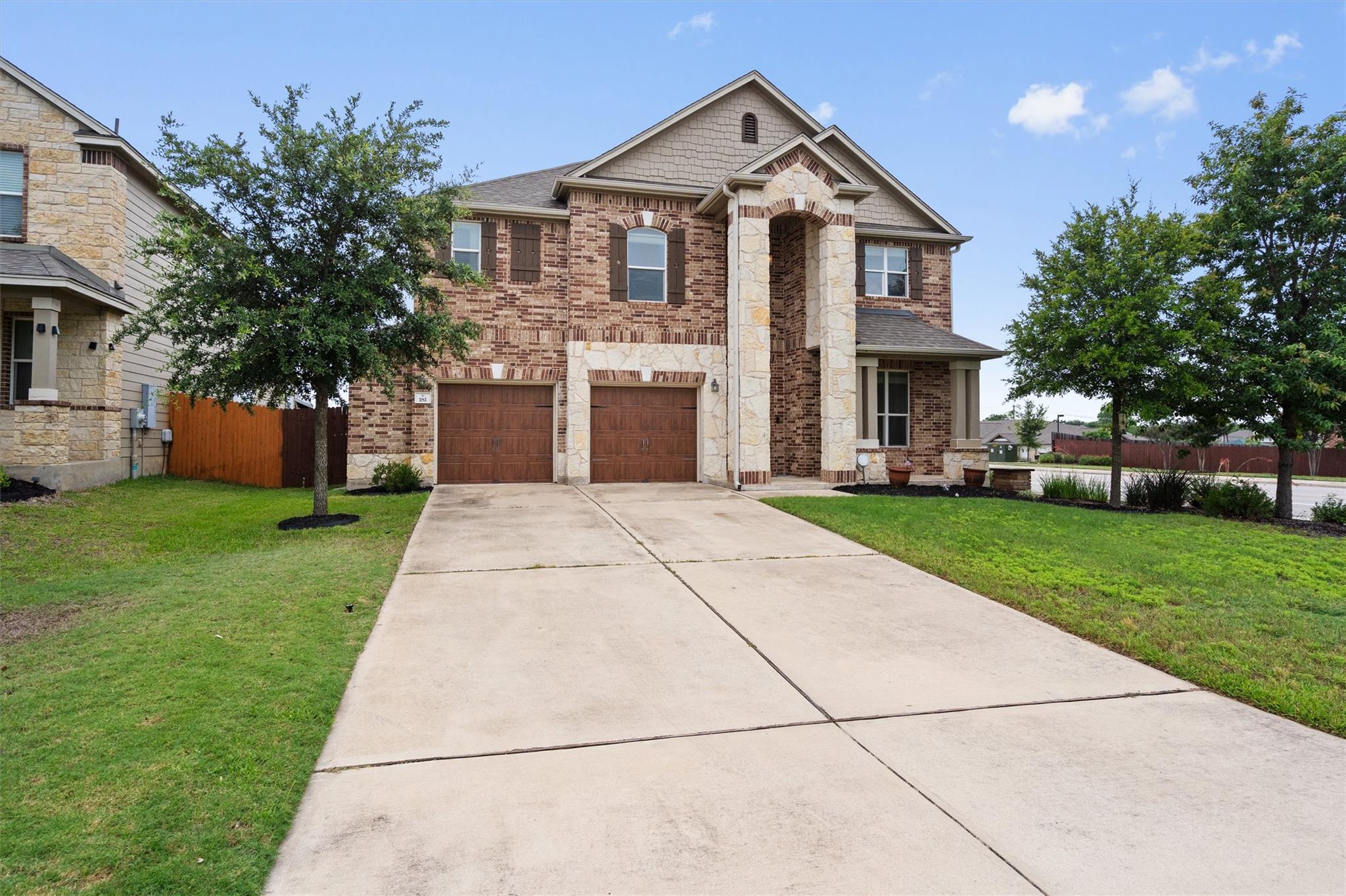 181 Fender DR