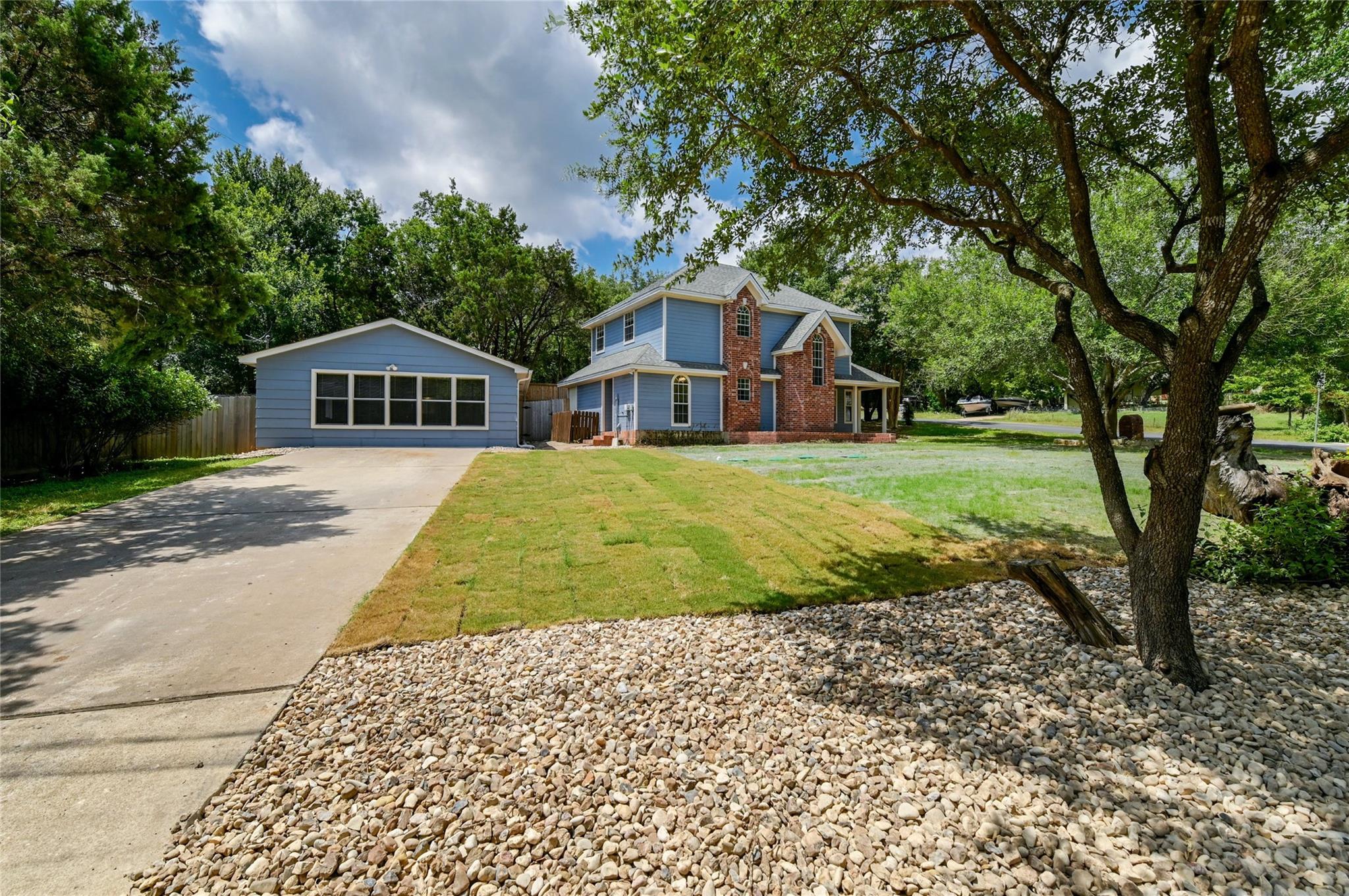 2811 Mecca RD