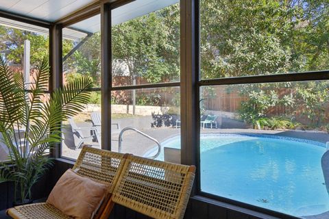 Tiny photo for 6822 Willamette DR, Austin, TX 78723 (MLS # 9103834)