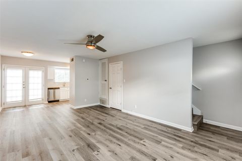 Tiny photo for 2005 Glen Allen ST #104, Austin, TX 78704 (MLS # 7860766)
