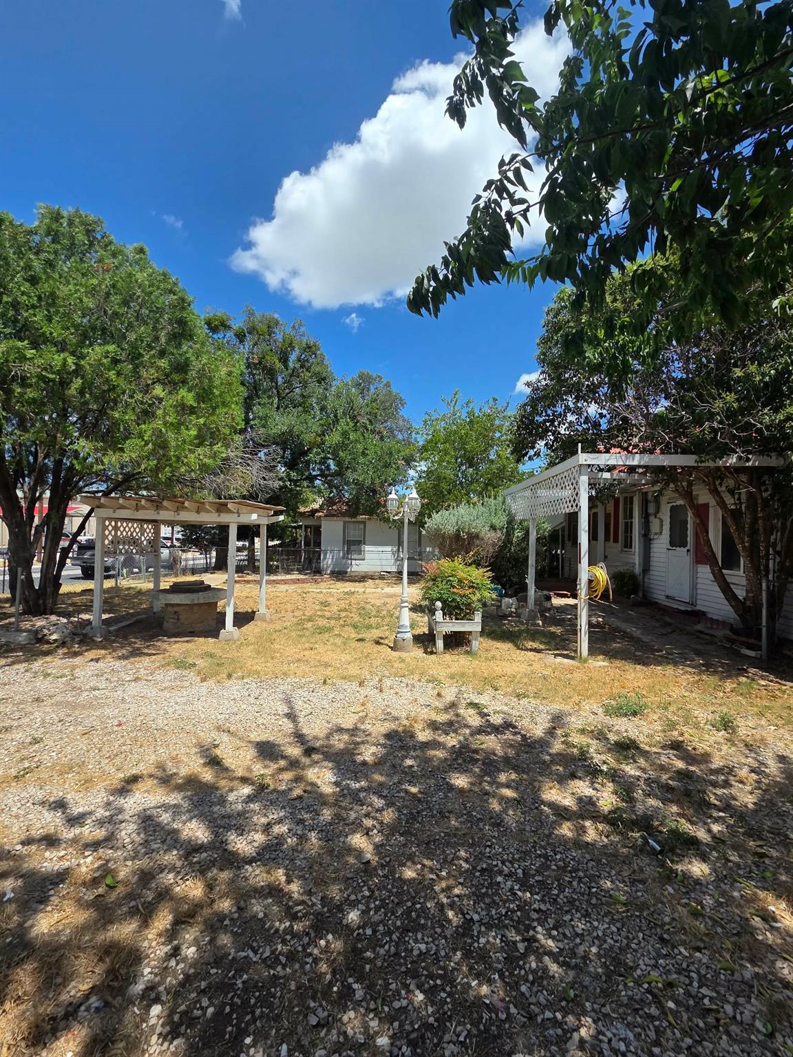 505 1/2 S Main ST S