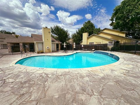 Tiny photo for 512 Eberhart LN #603, Austin, TX 78745 (MLS # 9009126)