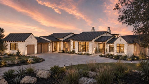 Photo of 4408 Amarra DR, Austin, TX 78735 (MLS # 4745203)