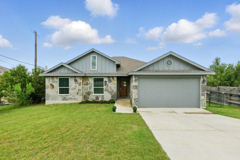 10605 Creekwood CIR Dripping Springs TX 78620