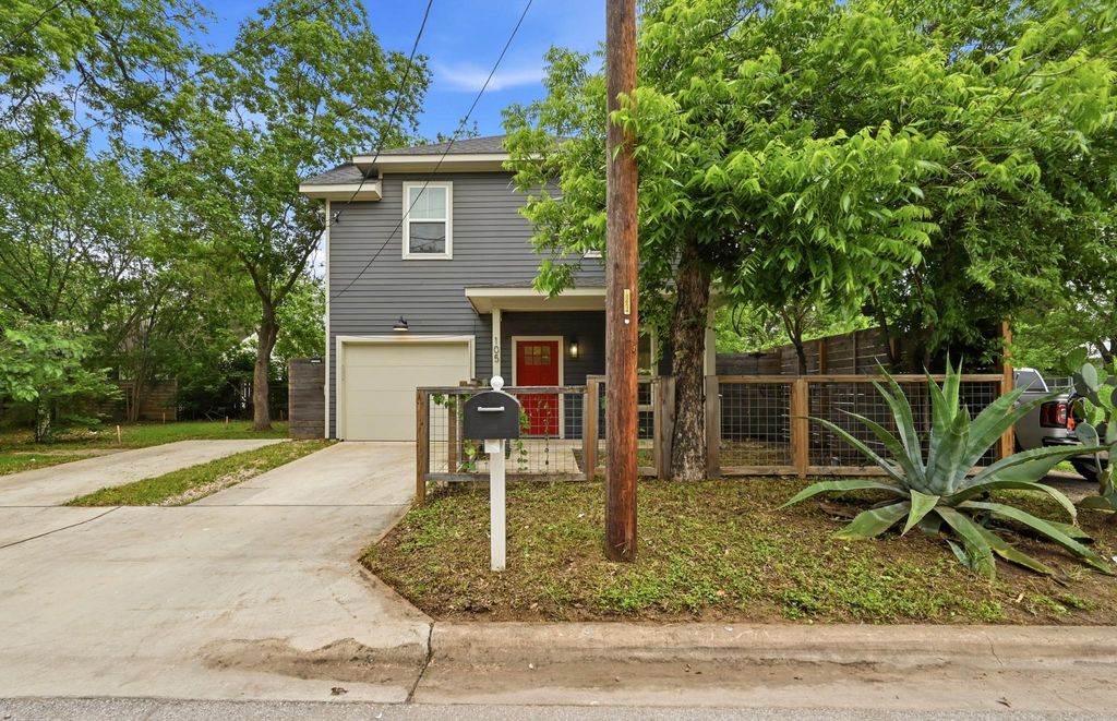 Photo of 105 Elkhart ST #3, Austin, TX 78702 (MLS # 9554185)