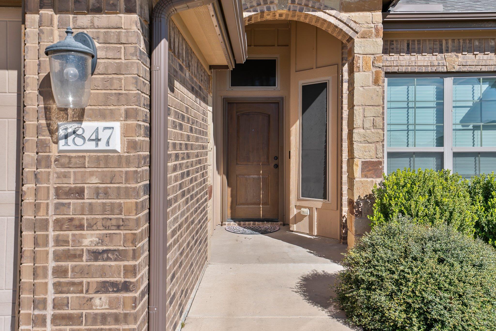 1847 Broken Shoe TRL