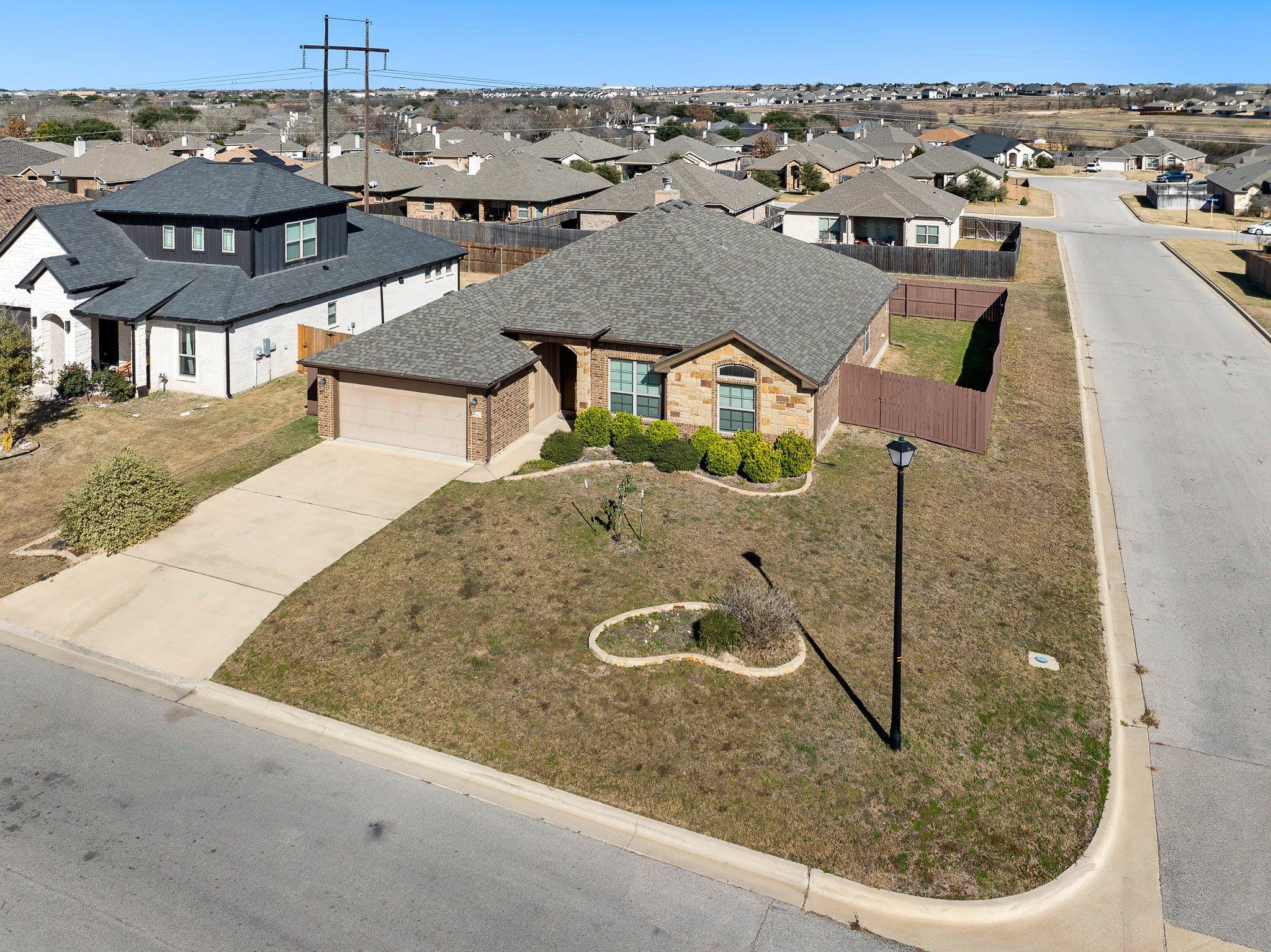 1847 Broken Shoe TRL