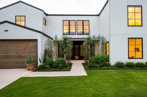 Tiny photo for 907 Karen AVE, Austin, TX 78757 (MLS # 7302847)