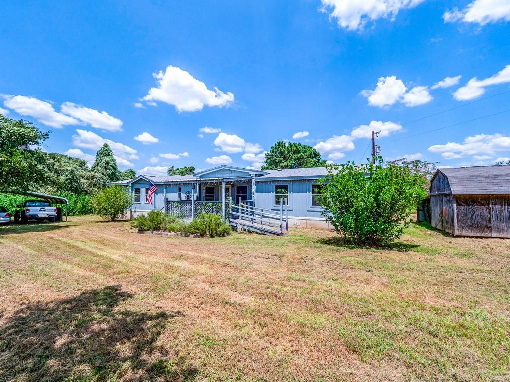 166 Rosanky Cattle Company RD