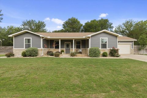 Photo of 152 Keawakapu DR, Bastrop, TX 78602 (MLS # 6857316)