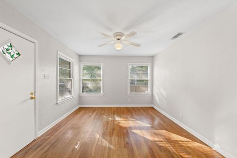 Tiny photo for 1301 Piedmont Ave, Austin, TX 78757 (MLS # 6107654)