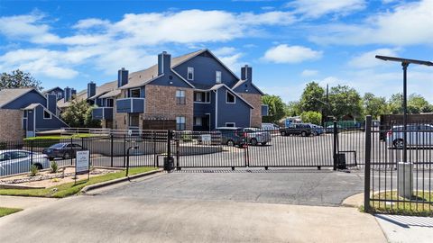 Tiny photo for 2500 Burleson RD #401, Austin, TX 78741 (MLS # 9827965)