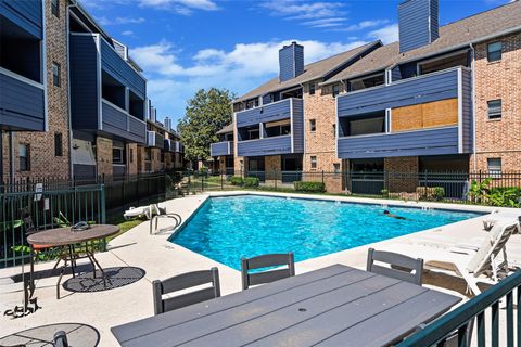 Tiny photo for 2500 Burleson RD #401, Austin, TX 78741 (MLS # 9827965)