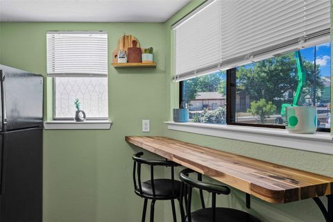 Tiny photo for 2500 Burleson RD #401, Austin, TX 78741 (MLS # 9827965)
