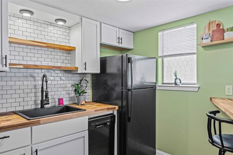 Tiny photo for 2500 Burleson RD #401, Austin, TX 78741 (MLS # 9827965)