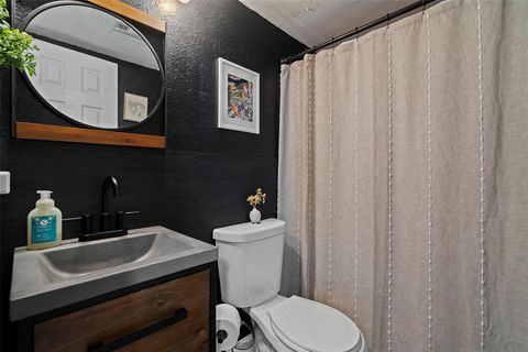 Tiny photo for 2500 Burleson RD #401, Austin, TX 78741 (MLS # 9827965)