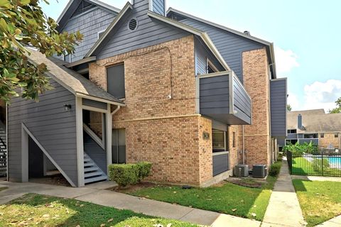 Tiny photo for 2500 Burleson RD #311, Austin, TX 78741 (MLS # 9684388)