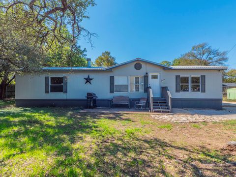 Photo of 301 N Buffalo Ave, Cedar Park, TX 78613 (MLS # 7846437)