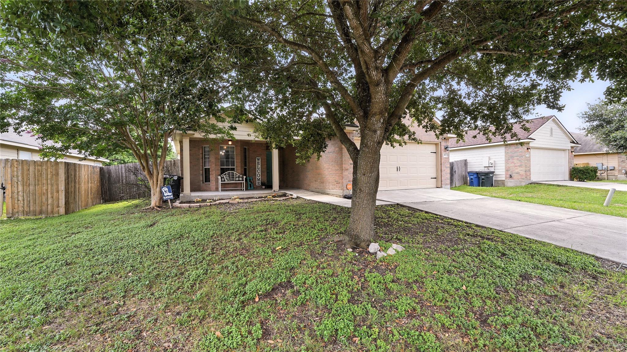 427 Roadrunner Ave
