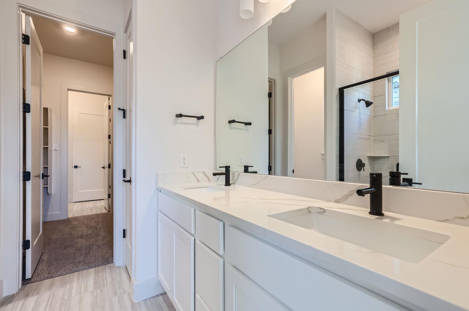 1531 N Red Bud LN 31