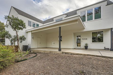 Photo of 705 E Monroe ST #B, Austin, TX 78704 (MLS # 5897777)