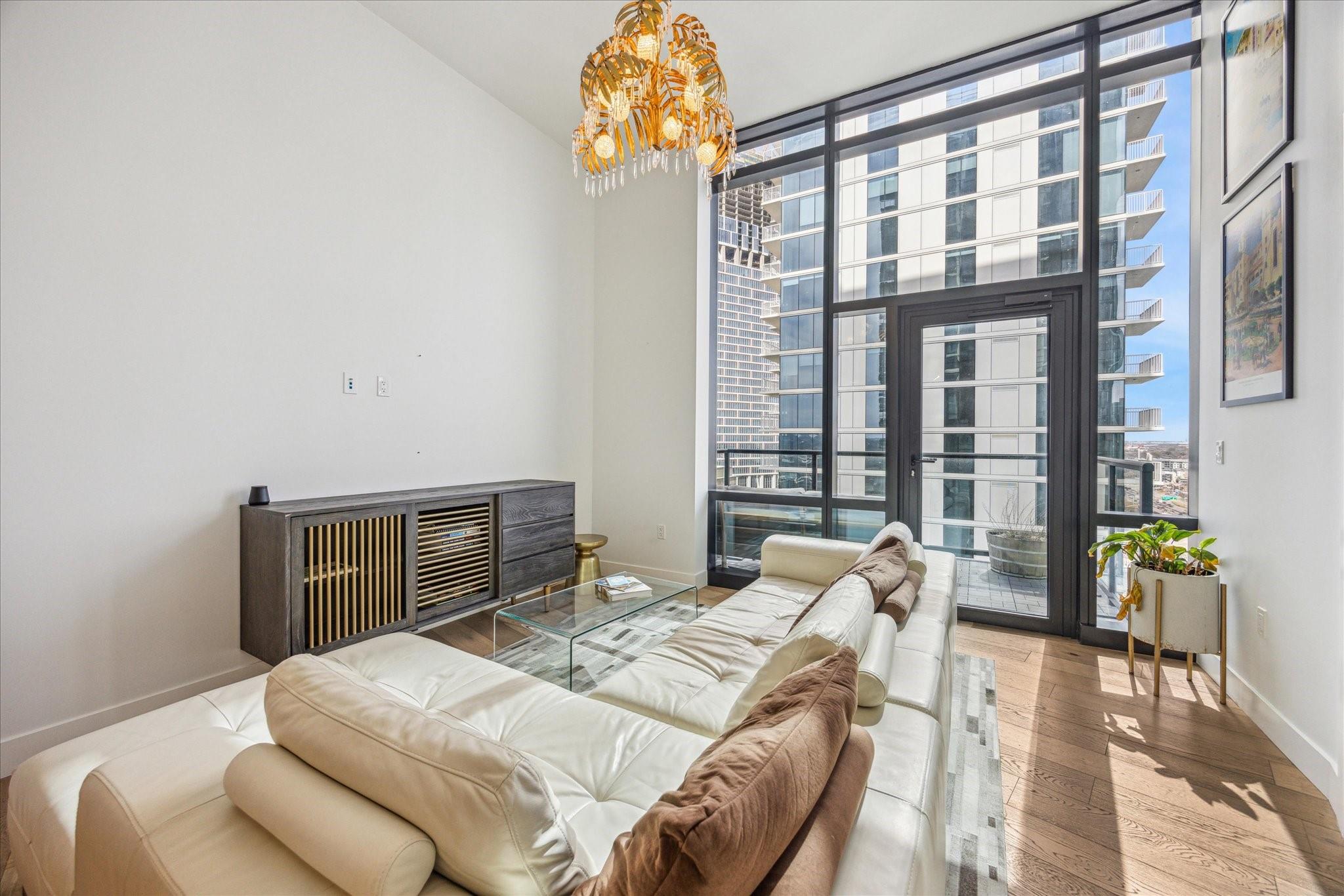 70 Rainey ST 2209