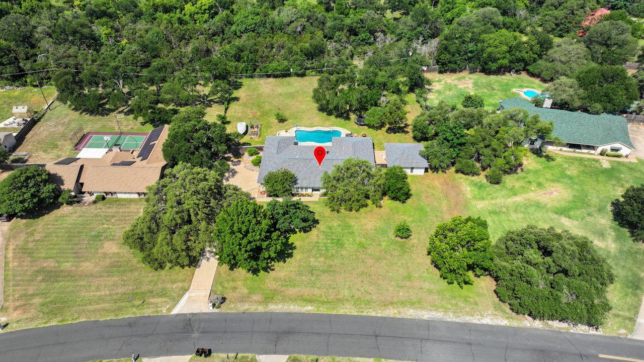 3701 Arrowhead CIR