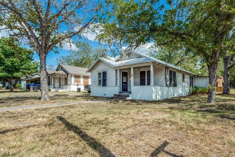 A home in Gonzales