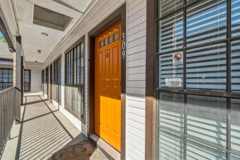 Tiny photo for 912 W 22nd ST #309, Austin, TX 78705 (MLS # 7772319)