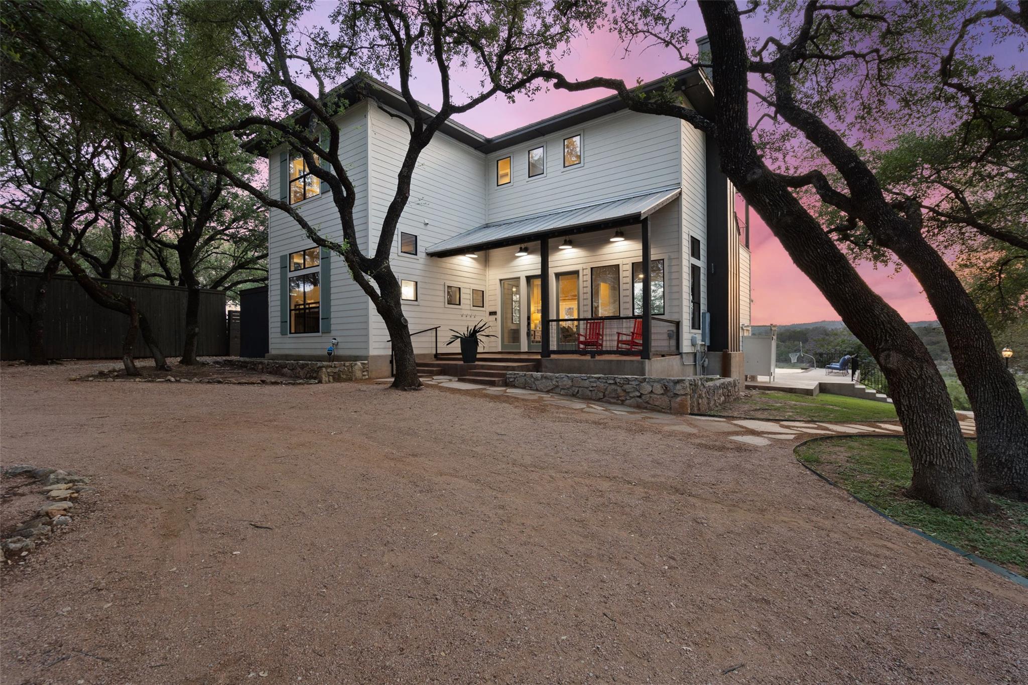 1348 LAKE SHORE DR