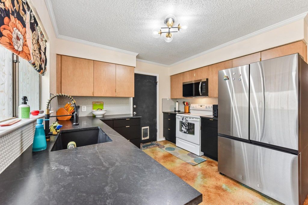 Photo of 9610 Covey RDG, Austin, TX 78758 (MLS # 7071703)