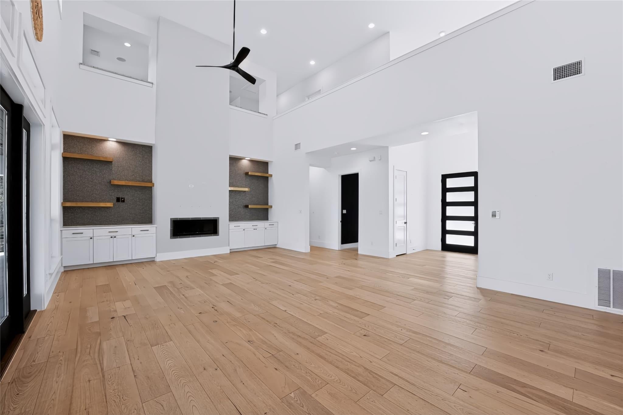 17600 Regatta View DR