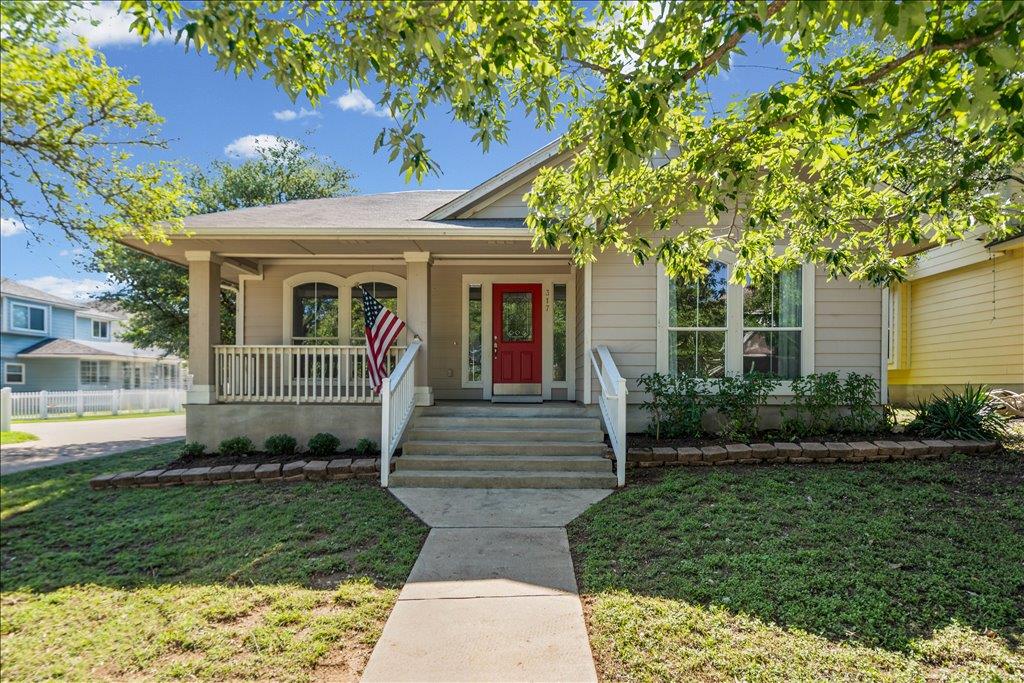 317 Bandstand LN