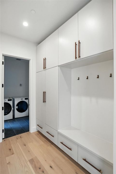 Tiny photo for 2409 Wilke DR, Austin, TX 78704 (MLS # 3090754)
